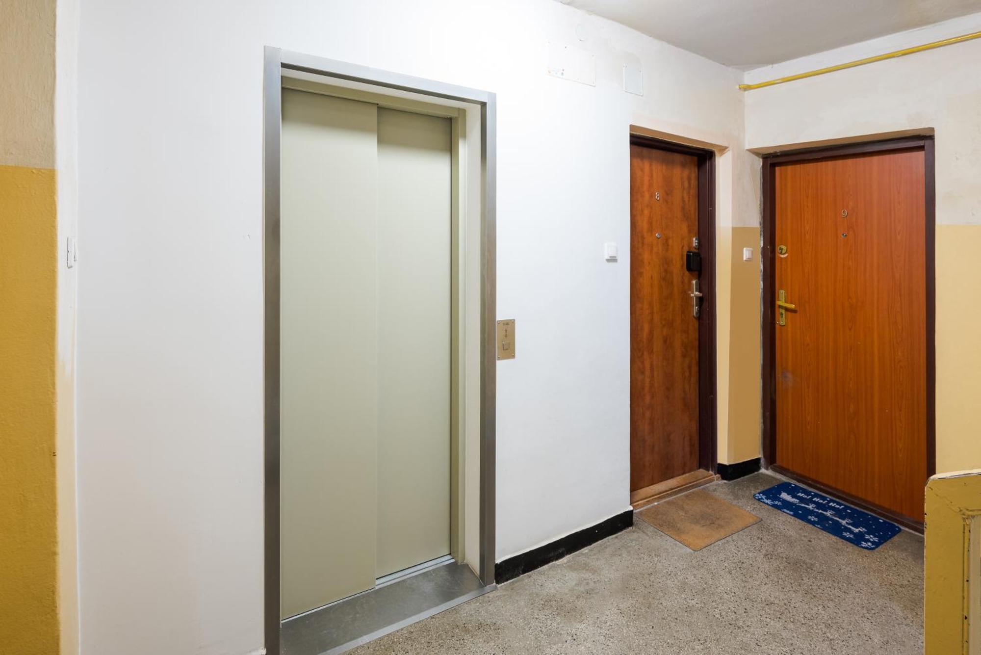 Stay With Friends In Warsaw Apartment エクステリア 写真